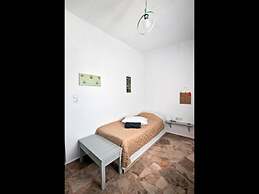 Apartments With Garden View No12