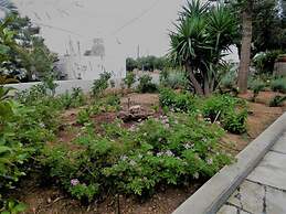 Apartments With Garden View No12