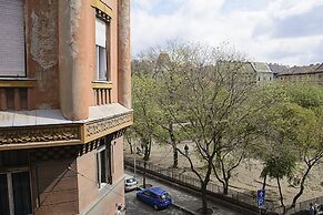 New - Walnuttree Double 12 Person Apartment Central in Budapest - Hung