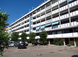 Seaview Modern Flat - Beahost