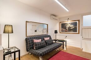 Cozy Entire Apt Close To Piazza Trilussa
