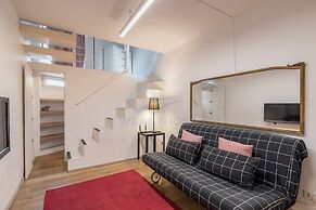 Cozy Entire Apt Close To Piazza Trilussa