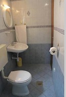 Sea View Apartment Orhideja, Sleeps 4