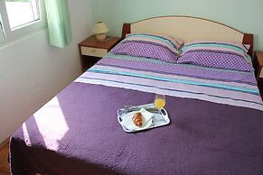 Sea View Apartment Ruza, Sleeps 4
