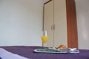 Sea View Apartment Ruza, Sleeps 4