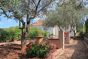 Sea View Apartment Ruza, Sleeps 4