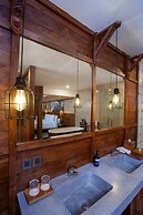 Arya Arkananta Resort & Spa