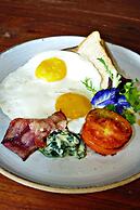 Arya Arkananta Resort & Spa