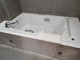 The Muse Hotel & Residence