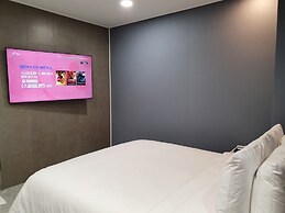 The Muse Hotel & Residence