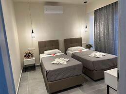 Aqua Luxury Suites Roda