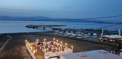 Aqua Luxury Suites Roda