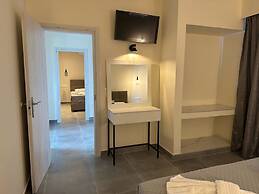 Aqua Luxury Suites Roda