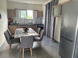 Aqua Luxury Suites Roda