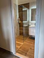 Aqua Luxury Suites Roda