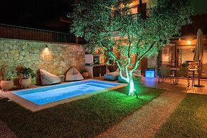 Dandy Villas Nea Roda Melodic Waves