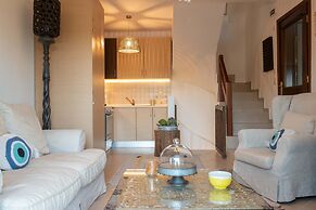 Dandy Villas Nea Roda Melodic Waves