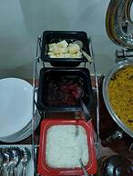 Aliza Inn and Suites