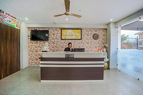 Aliza Inn and Suites