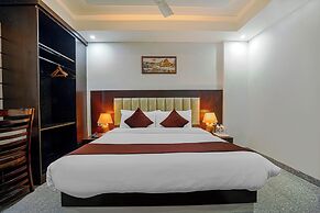 Aliza Inn and Suites