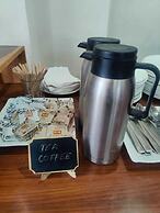 Aliza Inn and Suites
