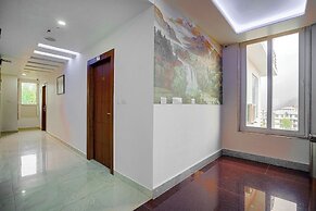 Aliza Inn and Suites