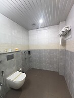 Aliza Inn and Suites