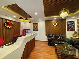 Aliza Inn and Suites