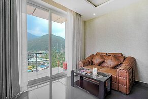 Aliza Inn and Suites