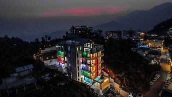 Aliza Inn and Suites