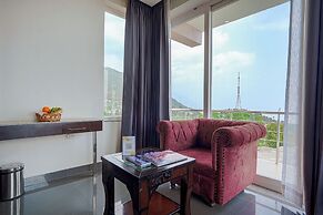 Aliza Inn and Suites