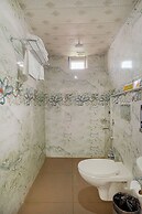 Aliza Inn and Suites