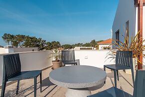 LV Premier LA2 Pool AC Garden sea View