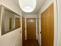 Spacious Flat in Birmingham City - Free Parking