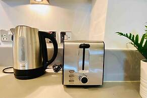 Spacious Flat in Birmingham City - Free Parking