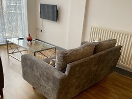 Spacious Flat in Birmingham City - Free Parking