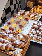 Apartments Embassy by LH