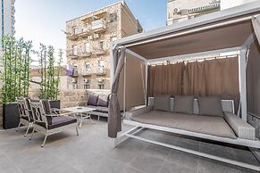 One BDR with a Huge Terrace