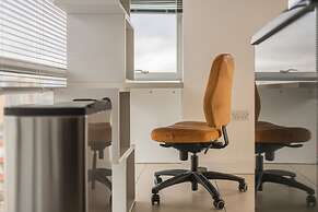 2 Bedroom Penthouse with Parking