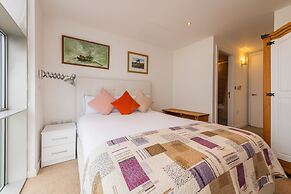 2 Bedroom Penthouse with Parking