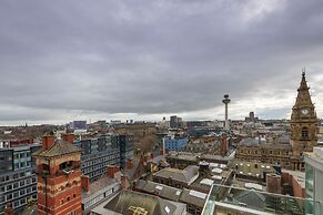 2 Bedroom Penthouse with Parking