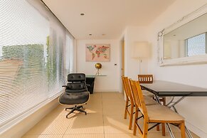 2 Bedroom Penthouse with Parking