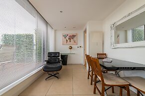 2 Bedroom Penthouse with Parking