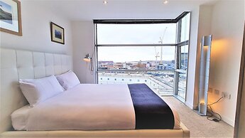 2 Bedroom Penthouse with Parking