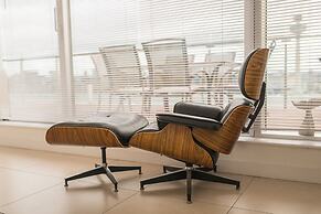 2 Bedroom Penthouse with Parking