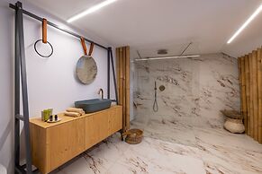 Infinity Blue Suites