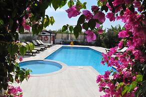 Beautiful 4-bed Villa Private Pools
