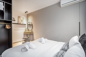 Charming One bedroom with balcony