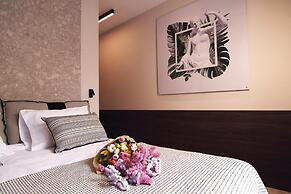 CityZoe Athens Suites