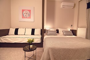 CityZoe Athens Suites